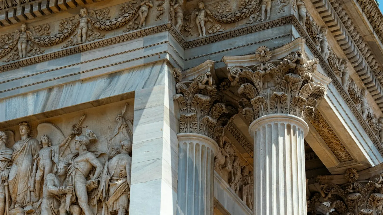 Consulente al lavoro in ufficio